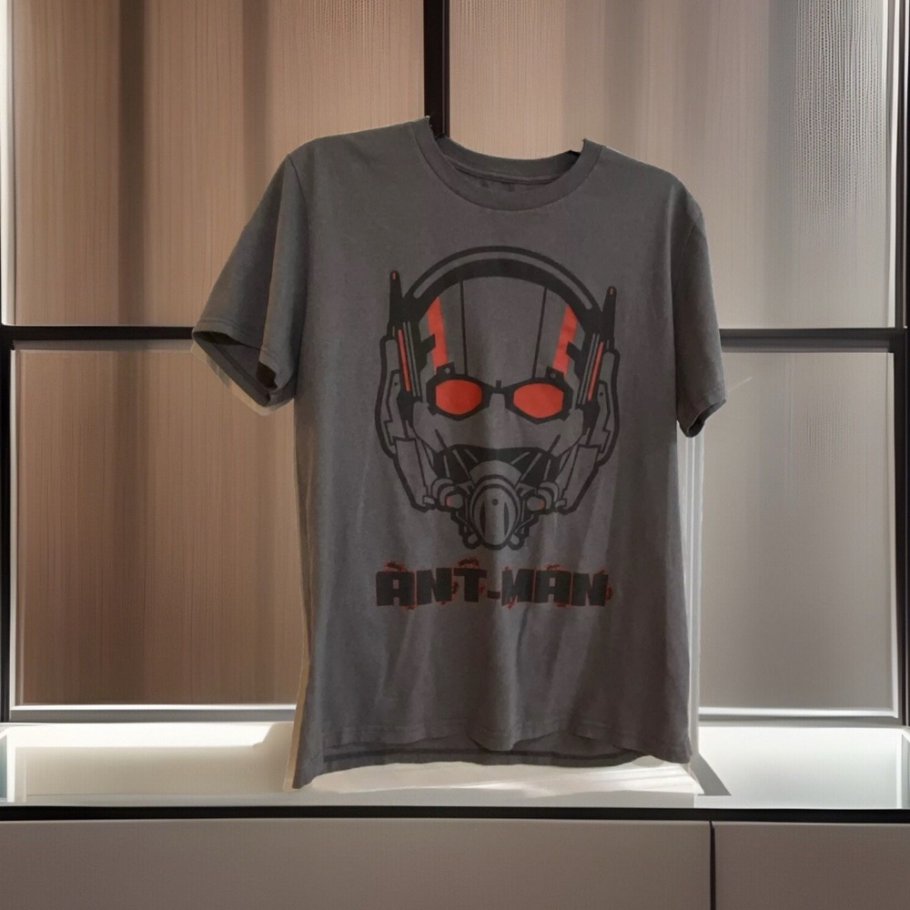 Disney Store Authentic Ant Man Super Hero Mens T Shirt Size M
